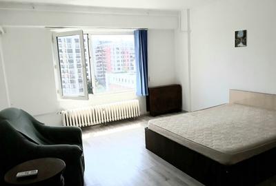 Garsonieră decomandată, mobilată în Ștefan cel Mare