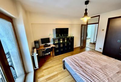 Apartament cu 3 camere decomandat în P-ța Unirii - 7