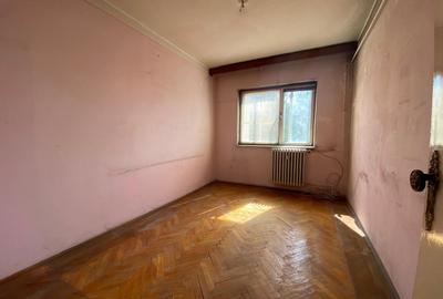 Oferta rară ! Apartament 3 camere Centru Vasile Alecsandri, 2 bai - 7