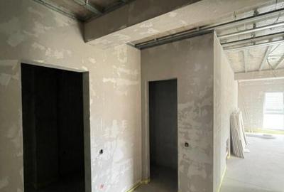 Apartament cu 2 camere semidecomandat în Central - 1