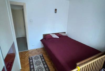 Vand ap.cu 3 cam.in sectorul 3 - 6