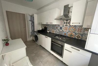 Apartament cu 2 camere decomandat, mobilat în Lujerului
