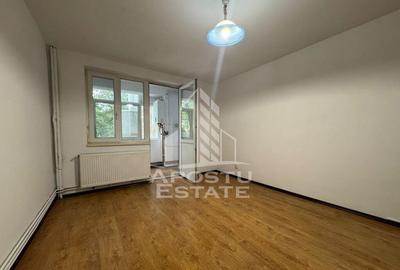 Apartament cu 2 camere decomandat în Circumvalațiunii