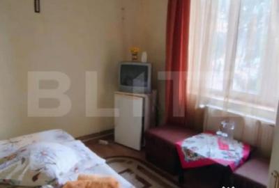 Casă cu 7 camere cu Teren 510 Mp în Predeal - 1