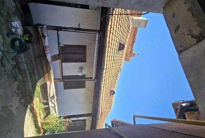 Casă cu Teren 80 Mp în Central - 6