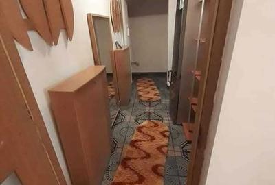 Apartament cu 3 camere semidecomandat în Alexandru cel Bun - 1