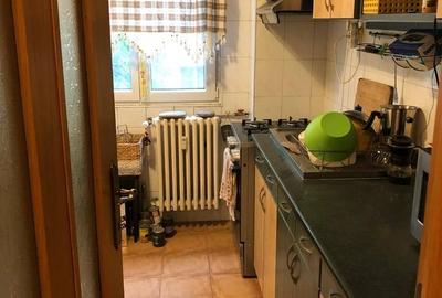 Apartament cu 4 camere decomandat în Titan - 9