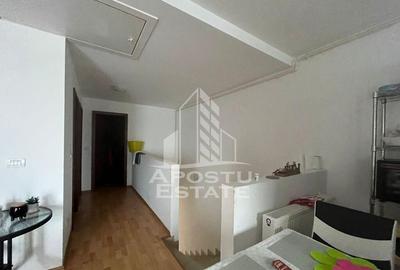 Apartament cu 3 camere, semidecomandat, bloc nou, etajul 1 - 1