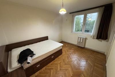 APARTAMENT DE VÂNZARE CU DOUĂ CAMERE IN ZONA STEFAN CEL MARE SEC.2MERE. - 2