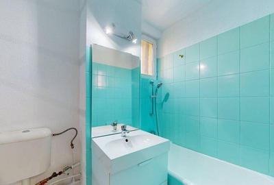 Apartament cu 3 camere semidecomandat, mobilat în Tei - 4