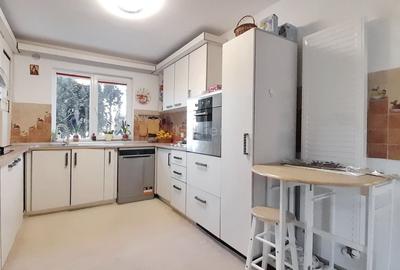 Casă individuală cu 5 camere cu Canalizare în Sânpetru - 3