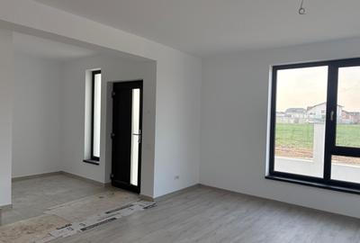 Casă individuală cu 4 camere cu Teren 390 Mp în Berceni - 4