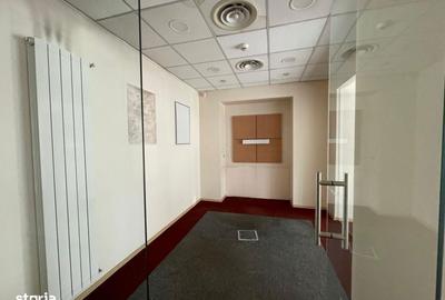 Spațiu comercial, de 165 mp, în Ultracentral - 7