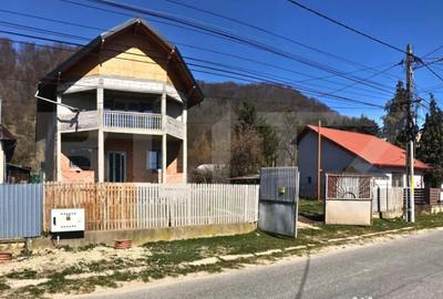 Casă cu 2 camere cu Teren 3050 Mp în Bezdead - 14