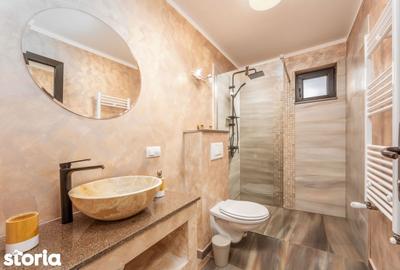 Spațiu comercial, de 426 mp, în Central - 5