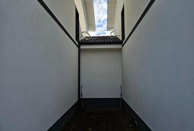 Duplex nou, P+E, 1 apartament la cheie, 1 la gri, Moșnița Veche, comision 0% Duplex nou, P+E, 1 apartament la cheie, 1 la gri, Moșnița Veche, comision 0% - 2