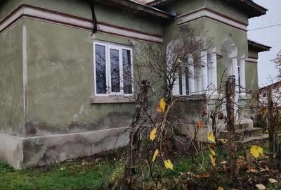 Casă cu 5 camere în Osica de Jos - 7