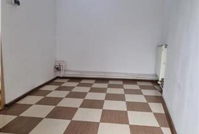 Spatiu Comercial 35mp  Ideal Birou sau Depozit  Zona Inel 2 - 2