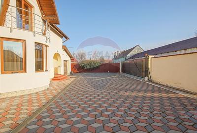 Casă cu 4 camere cu Teren 753 Mp în Prejmer - 38