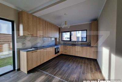 Casa 4 camere, 139mp, curte, terasa, 3 parcari, ansamblu privat, Dezmir - 1