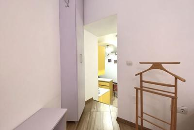 Apartament semidecomandat în Schei - 1