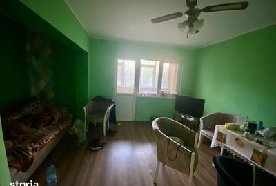 Apartament cu 4 camere decomandat în Micro 20 - 3