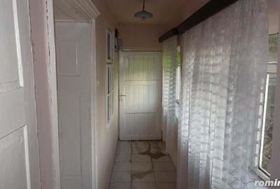 Vand casa curte si gradina in Branisca (la 15 Km de Municipiul Deva), suprafata de teren 2245 mp - 16