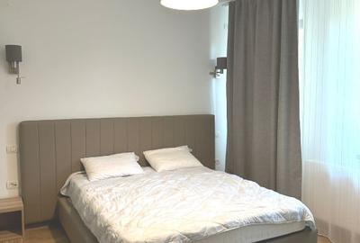 Cladire renovata, pretabila pentru hotel, pensiune, retreat, centru, etc - 13