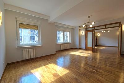 Apartament cu 4 camere decomandat în Primăverii - 3