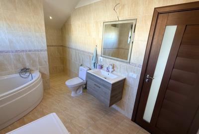 Casă individuală cu 5 camere cu Canalizare în Broscărie - 14