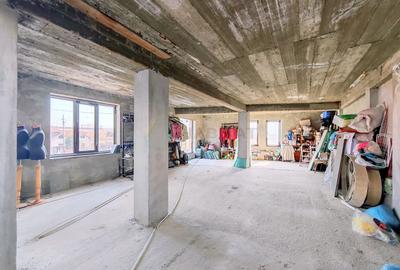 Casă individuală cu 6 camere cu Canalizare în Central - 16