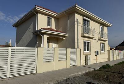 Casă cu 4 camere cu Teren 250 Mp în Șag - 2