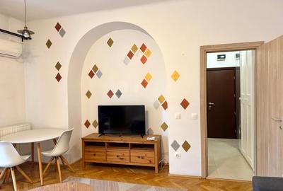 Garsonieră semidecomandată, mobilată în Universitate - 10