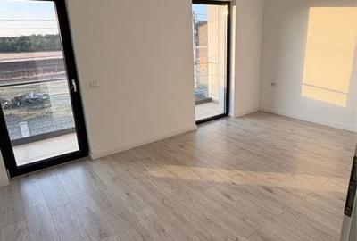 Casă cu 4 camere în Strejnicu - 4