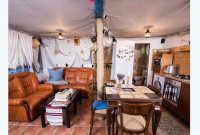 Casă cu 4 camere în Jurilovca - 2