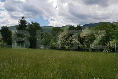 Teren de 1000 mp, în Central - 5