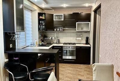 Apartament cu 3 camere în Drumul Taberei - 1