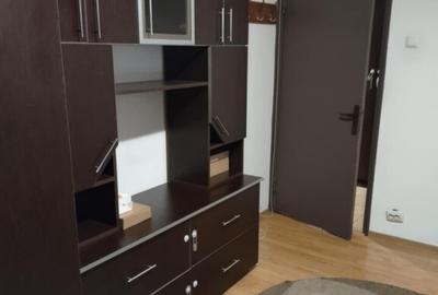 MALU ROSU garsoniera mobilata 1/4 la 280 euro/luna - 5