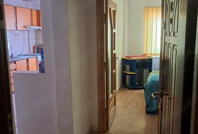 De vanzare apartament 4 camere, decomandat, zona Autogara, etaj 3. - 8