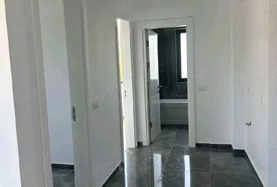 Apartament cu 2 camere decomandat în Titan - 3