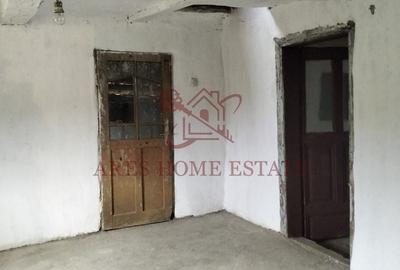 Casa spatioasa | 1500 mp teren - Ticvaniu Mare CS - 6