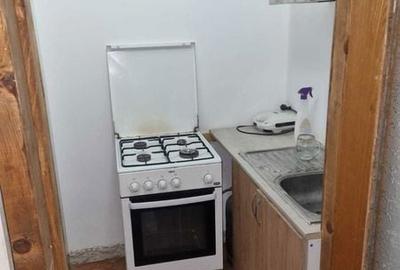 Garsonieră în Titan - 4