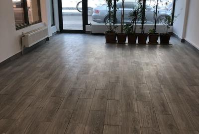 Spațiu comercial, de 55 mp, în Central - 3