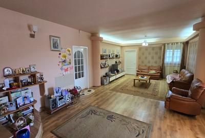 Casă individuală cu 5 camere cu Garaj în Petrești - 30