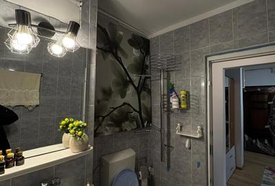 Apartament cu 2 camere decomandat în Rovine - 4