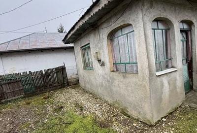 Teren de 460 mp, în Poiana - 2