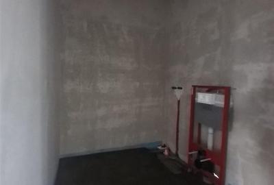 Casă cu 5 camere cu Teren 400 Mp în Iorga - 9