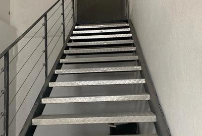 Spațiu comercial, de 700 mp, în Nord - 11
