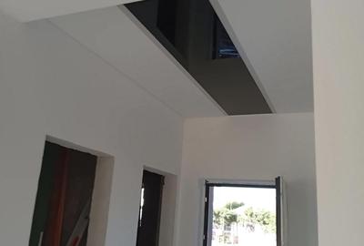 Casă cu 6 camere în Cumpăna - 4