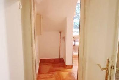 Apartament cu 2 camere, mobilat în Schei - 2